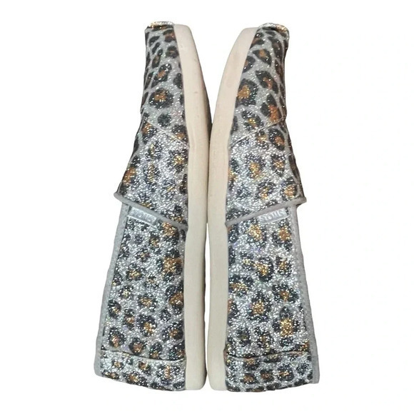 TOMS SILVER GLITTER CHEETAH PRINT SLIP-ON FLAT SHOES WOMEN'S SIZE 6 - Picture 7 of 10